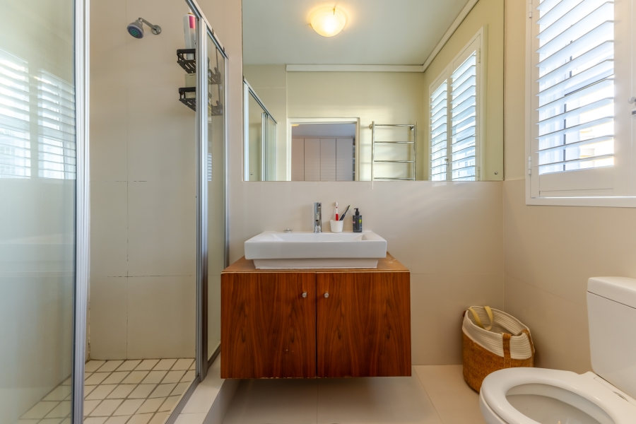 To Let 3 Bedroom Property for Rent in Sea Point Western Cape